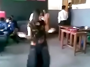 Pakistani Girl Dance in represent of Boys In Classroom