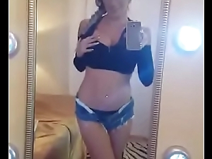 HOT SNAPCHAT BLONDE TEASES - MORE AT SEXCHAT.WEBSITE