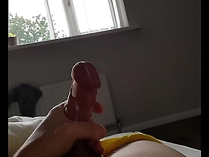 Hot guy handjob together with wank ends in giant cumshot