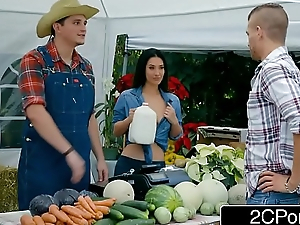 Farmer'_s Lascivious Wife Eva Lovia Cheating With A Random Customer